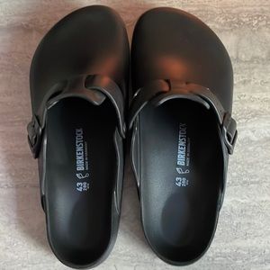 Like new Birkenstock clogs size 43